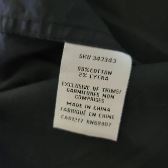 Le Chateau Black Button Down Shirt Size Small - Picture 7 of 8